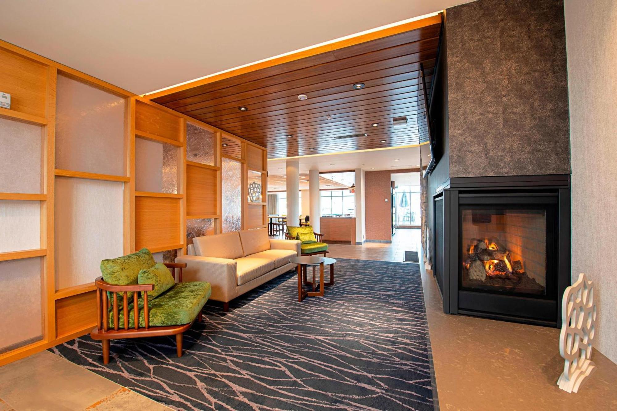 Fairfield Inn & Suites By Marriott Duluth Waterfront Екстер'єр фото